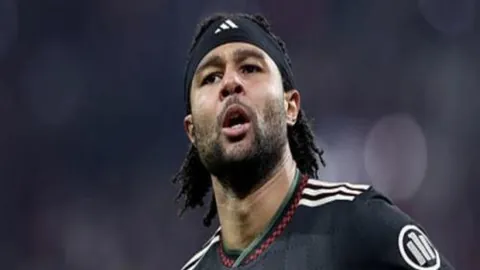 球迷反抗：拒绝外国资本干预德甲足球